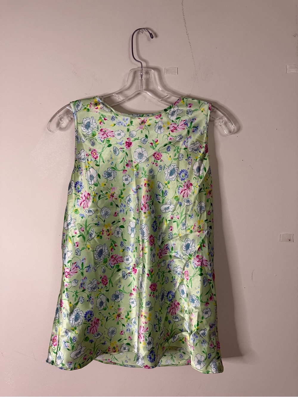 Women’s Floral Satin Top in Light Green
